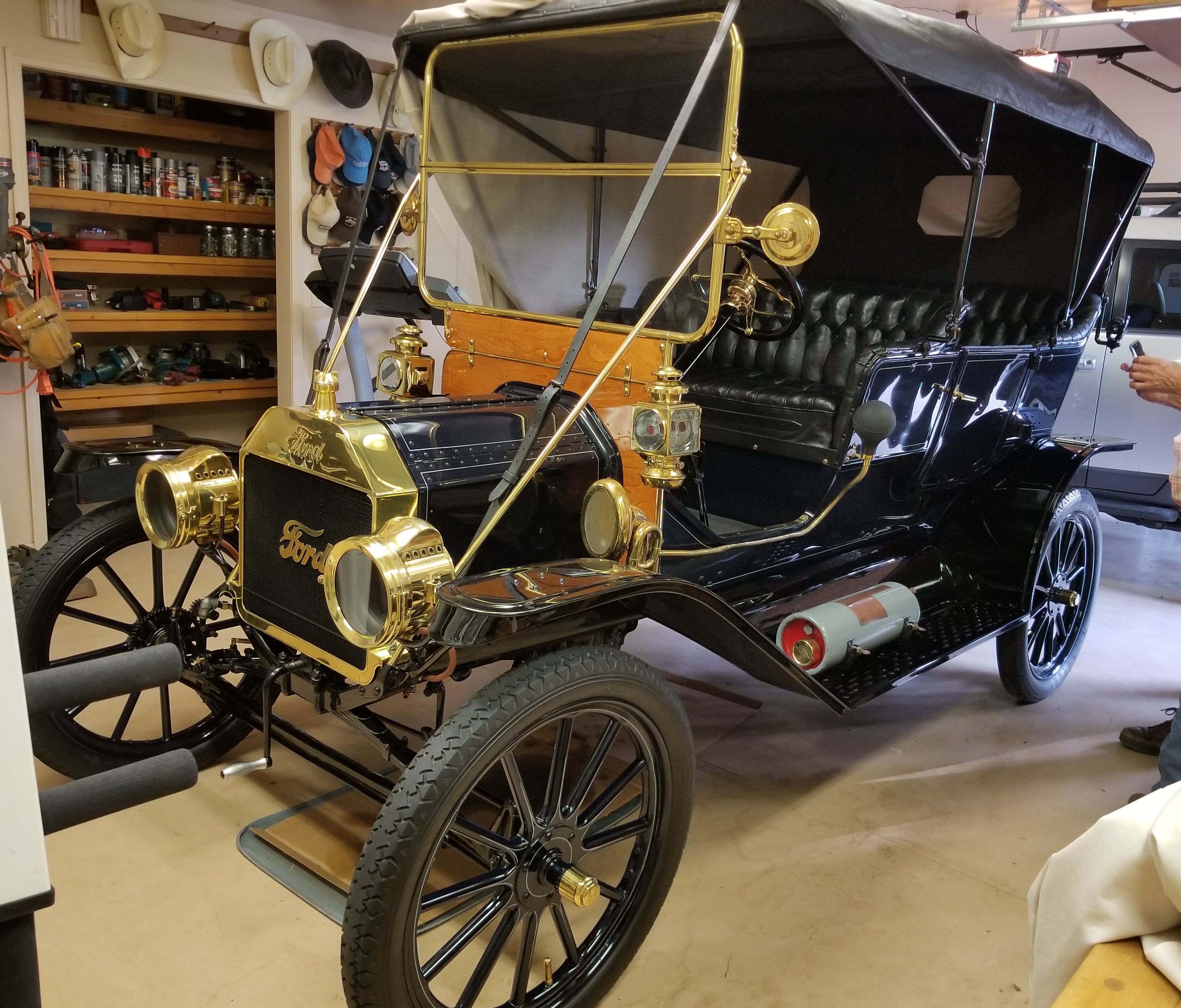 Model T at home | Lincoln and Continental Owner's Club - Western Region